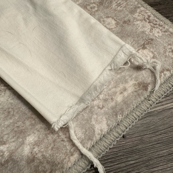 Universal Thread Women's Straight Leg White Jeans - Picture 6 of 6